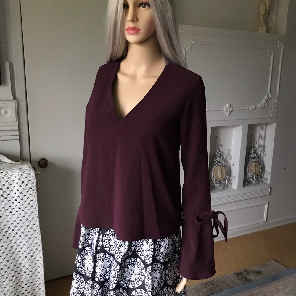 Dylan Gray tie detail flare cuff burgundy long bell sleeve top blouse women’s XS